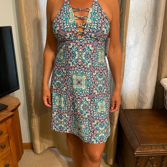 Athleta Dresses & Skirts - Athleta Monoco Loop Front Dress